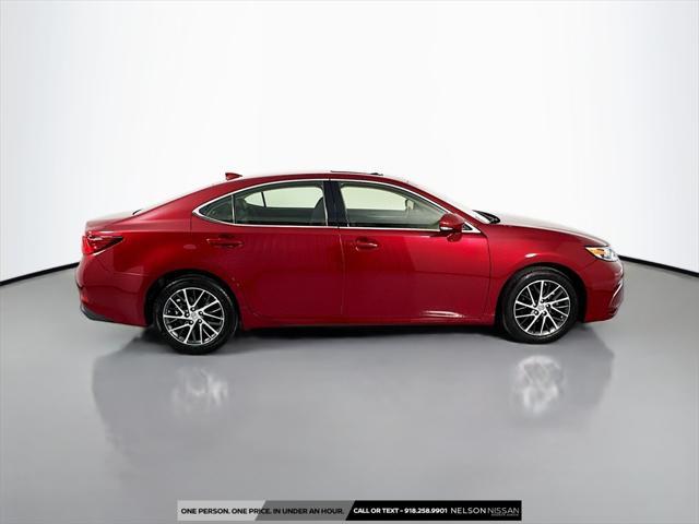 used 2017 Lexus ES 350 car, priced at $21,995