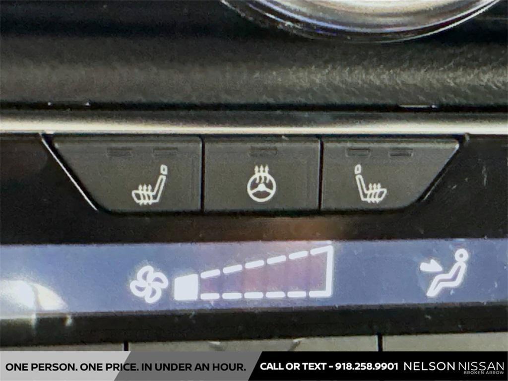 new 2025 Nissan Sentra car, priced at $27,574