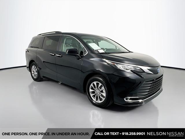 used 2023 Toyota Sienna car, priced at $35,991