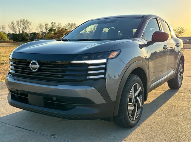 new 2025 Nissan Kicks car, priced at $25,102