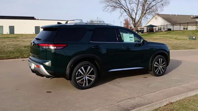 new 2025 Nissan Pathfinder car, priced at $51,966