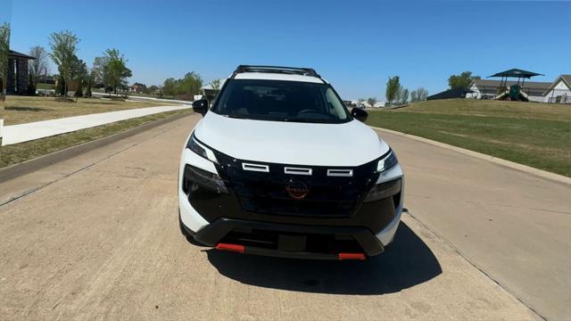 new 2025 Nissan Rogue car, priced at $33,188