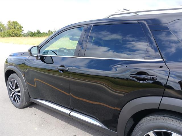 new 2024 Nissan Pathfinder car, priced at $49,440