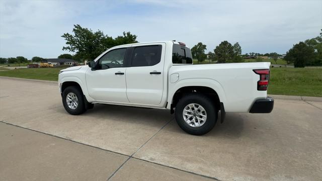 new 2025 Nissan Frontier car, priced at $34,266