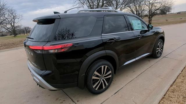 new 2025 Nissan Pathfinder car, priced at $50,123