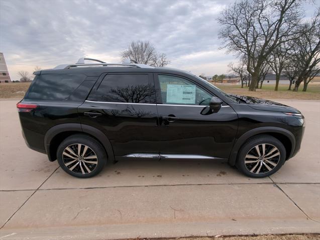 new 2025 Nissan Pathfinder car, priced at $50,123