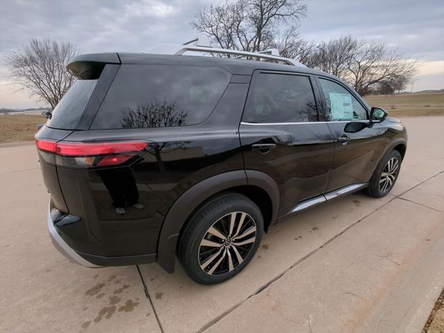 new 2025 Nissan Pathfinder car, priced at $50,123