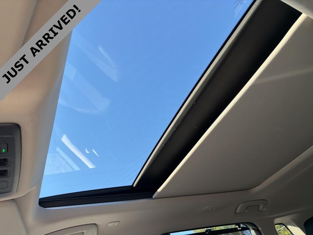 used 2023 Nissan Rogue car, priced at $25,994