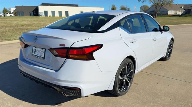 new 2025 Nissan Altima car, priced at $30,010