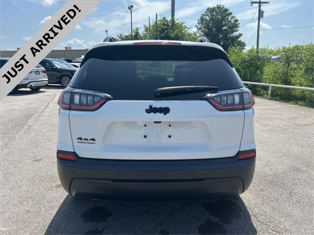 used 2023 Jeep Cherokee car, priced at $23,995