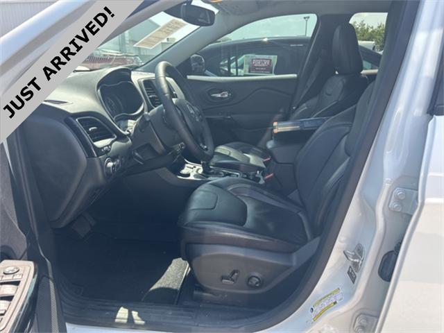 used 2023 Jeep Cherokee car, priced at $23,995