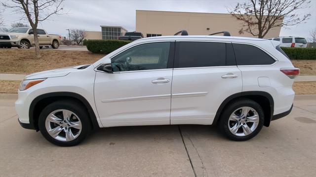 used 2014 Toyota Highlander car, priced at $19,995