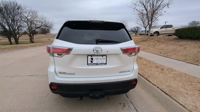 used 2014 Toyota Highlander car, priced at $19,995