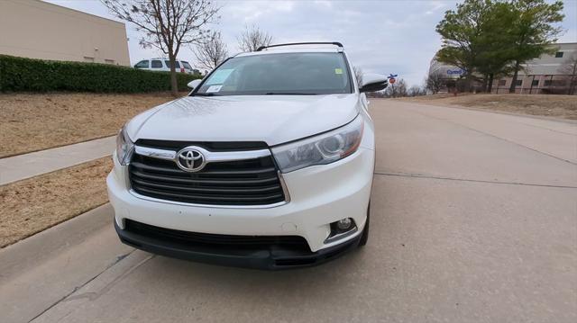 used 2014 Toyota Highlander car, priced at $19,995