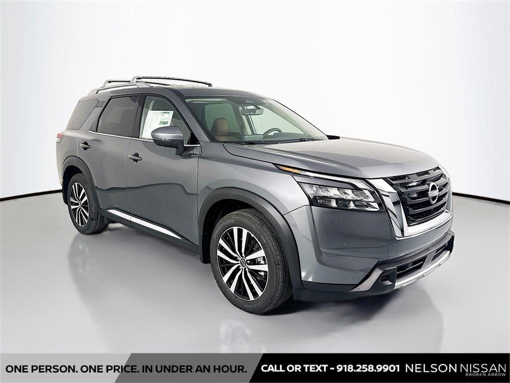 new 2025 Nissan Pathfinder car, priced at $50,133