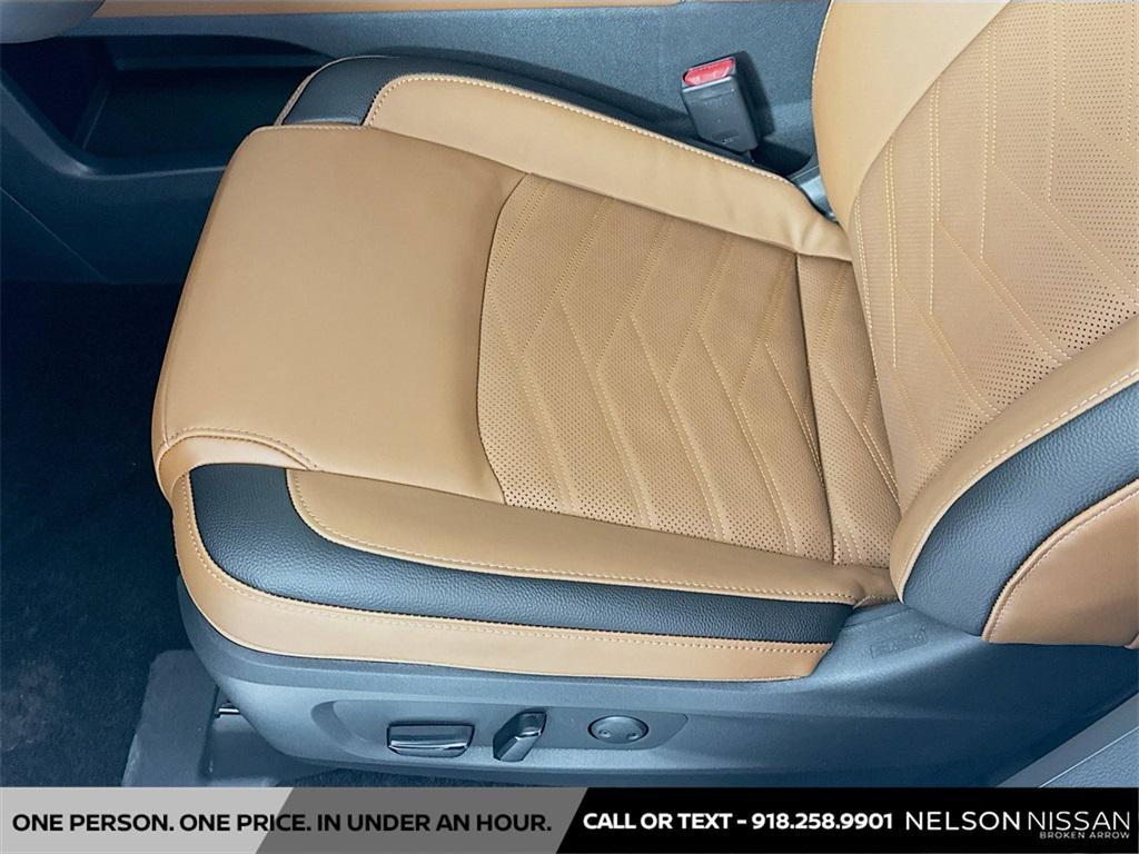new 2025 Nissan Pathfinder car, priced at $50,133