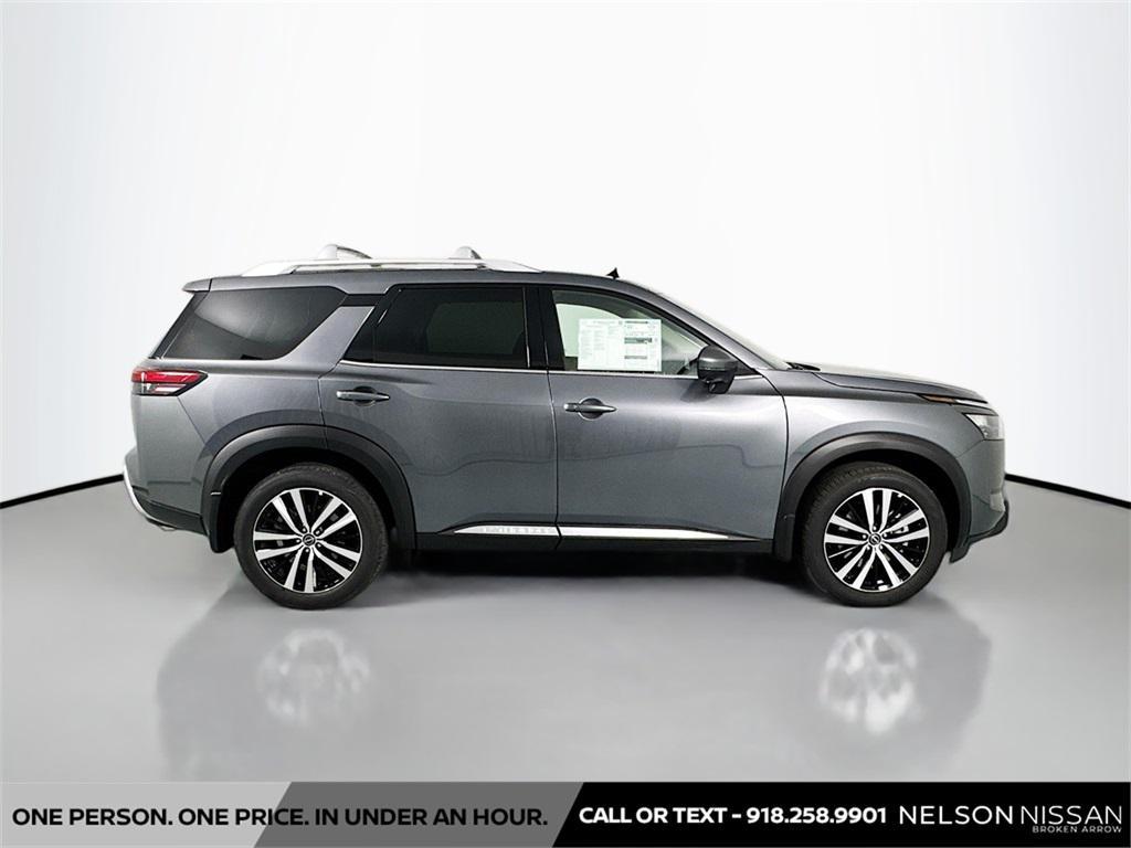 new 2025 Nissan Pathfinder car, priced at $50,133