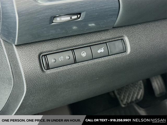 new 2025 Nissan Pathfinder car, priced at $43,518