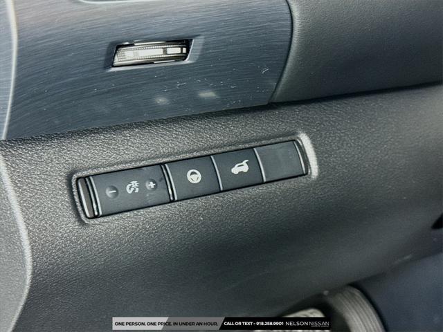 new 2025 Nissan Pathfinder car, priced at $43,725