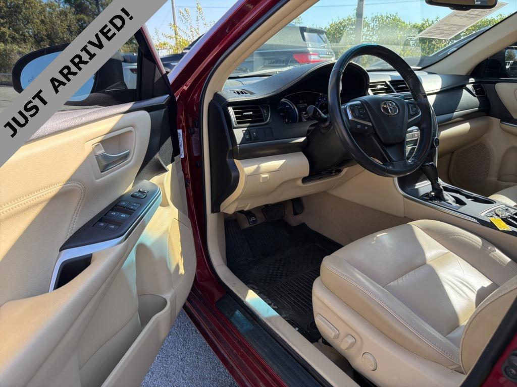 used 2016 Toyota Camry Hybrid car, priced at $17,995