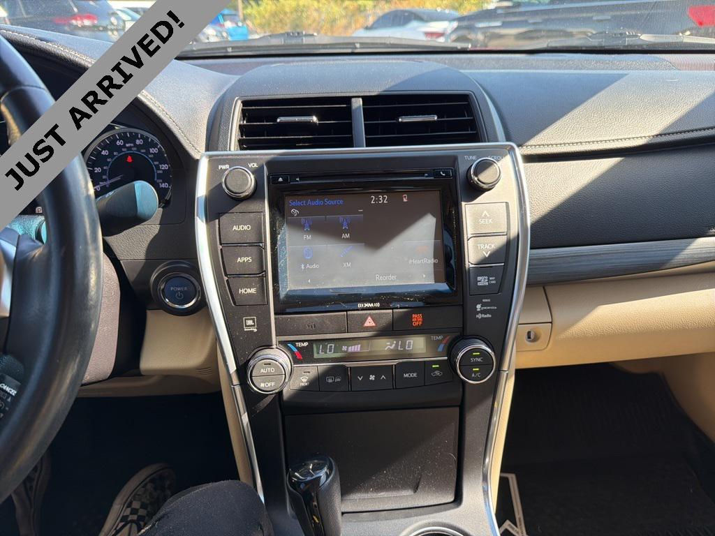 used 2016 Toyota Camry Hybrid car, priced at $17,995