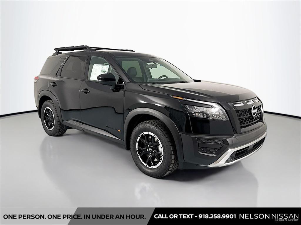 new 2025 Nissan Pathfinder car, priced at $42,738