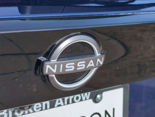 new 2025 Nissan Kicks car, priced at $29,011