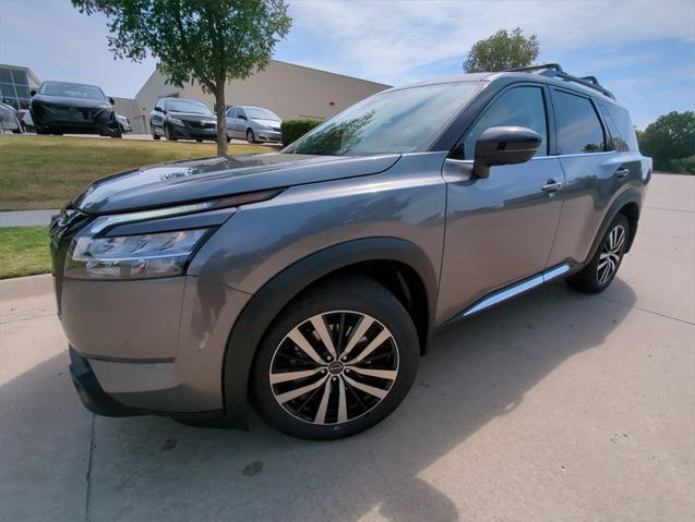 new 2024 Nissan Pathfinder car, priced at $49,980