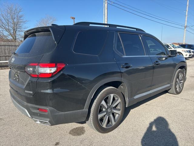 used 2025 Honda Pilot car, priced at $43,994