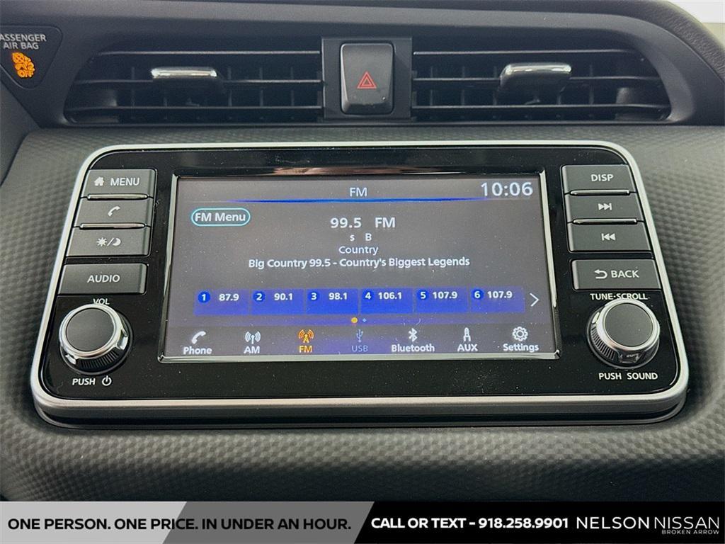new 2025 Nissan Kicks car, priced at $21,934