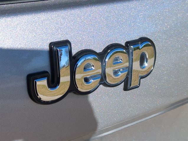 used 2016 Jeep Cherokee car, priced at $12,999