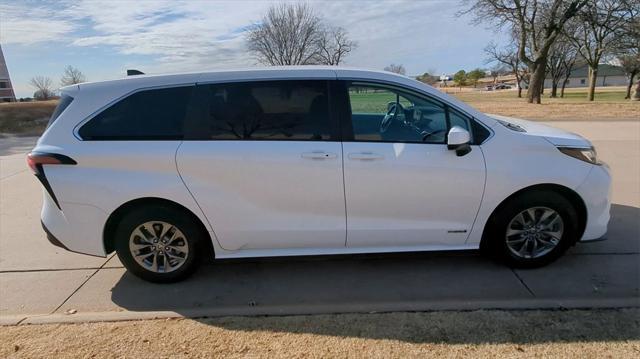 used 2021 Toyota Sienna car, priced at $27,999