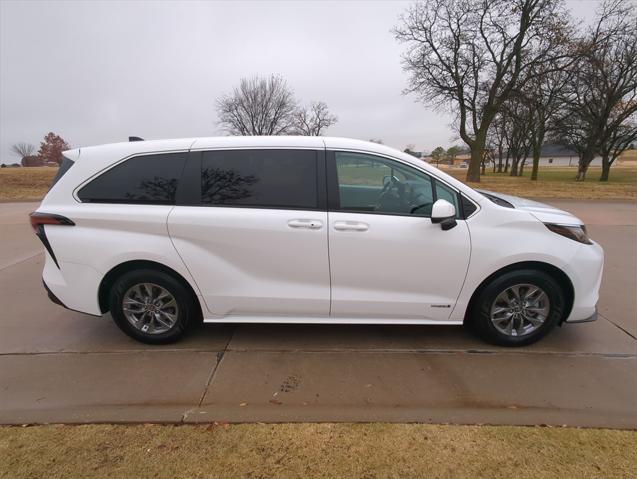 used 2021 Toyota Sienna car, priced at $27,999