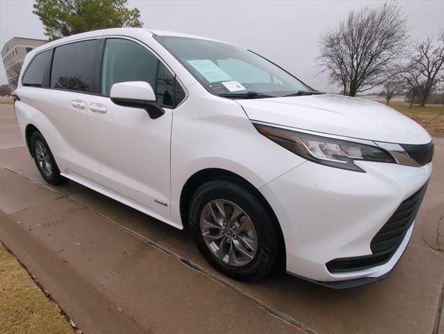 used 2021 Toyota Sienna car, priced at $27,999