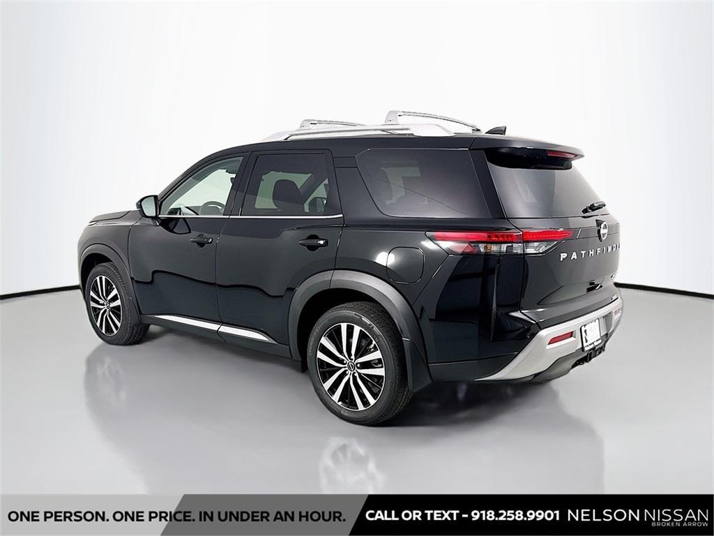 new 2025 Nissan Pathfinder car, priced at $50,033