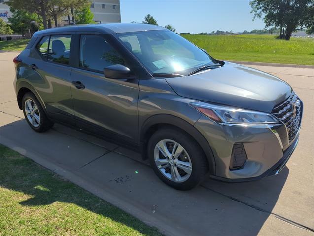 new 2025 Nissan Kicks car, priced at $21,999