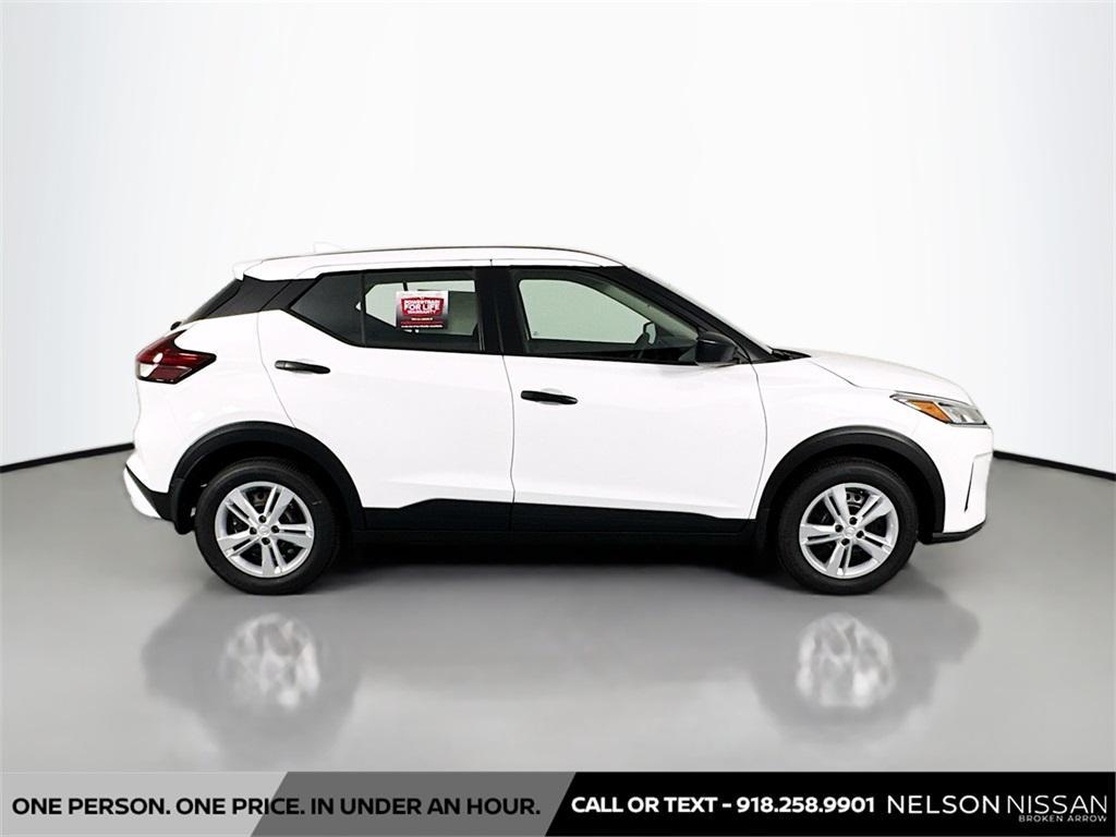 new 2025 Nissan Kicks car, priced at $23,084