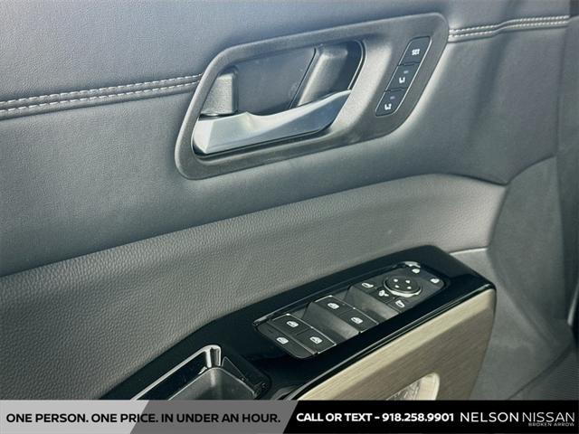 new 2025 Nissan Pathfinder car, priced at $50,428