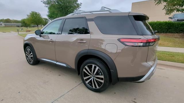 new 2024 Nissan Pathfinder car, priced at $49,736