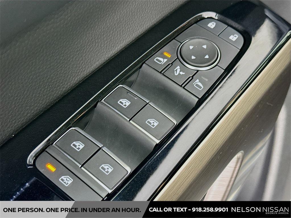 new 2025 Nissan Pathfinder car, priced at $51,311