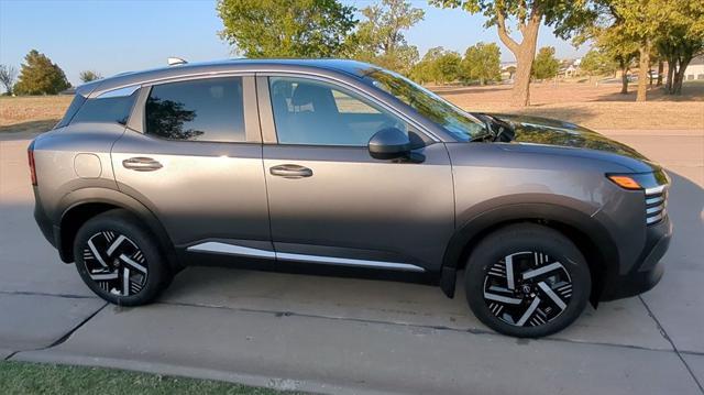 new 2025 Nissan Kicks car, priced at $24,582