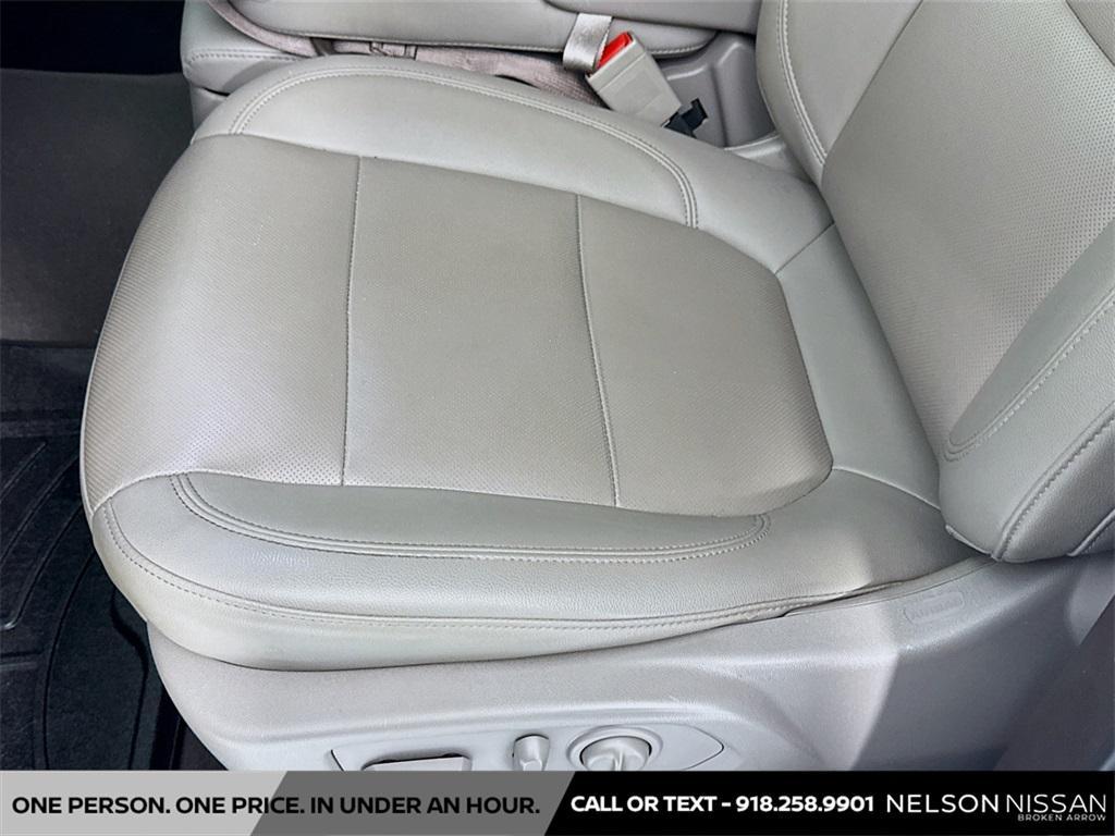 used 2021 GMC Sierra 1500 car, priced at $37,991