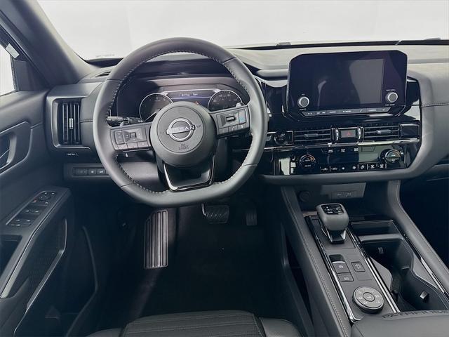 new 2025 Nissan Pathfinder car, priced at $43,742