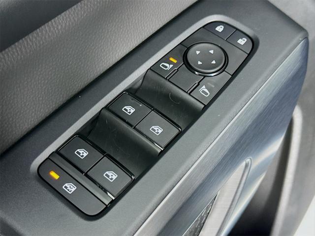 new 2025 Nissan Pathfinder car, priced at $43,742