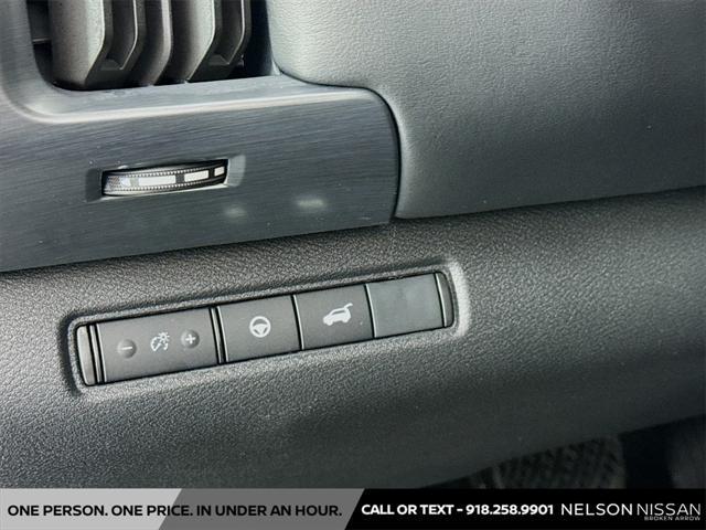 new 2025 Nissan Pathfinder car, priced at $43,442