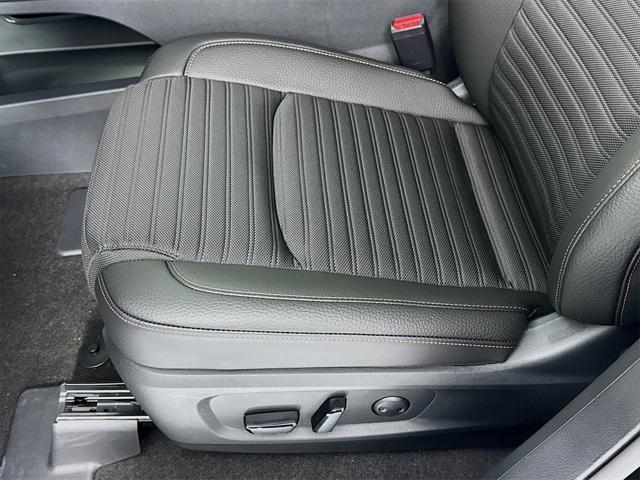 new 2025 Nissan Pathfinder car, priced at $43,742