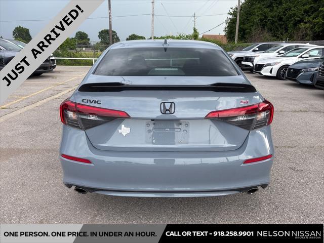 used 2022 Honda Civic Si car, priced at $27,995