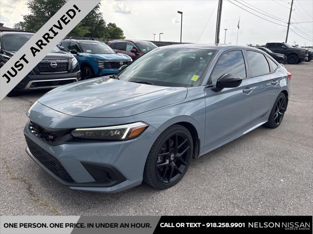 used 2022 Honda Civic Si car, priced at $27,995
