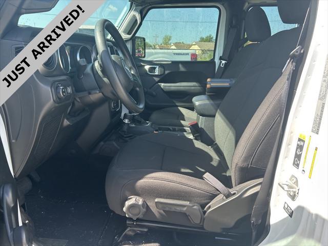 used 2023 Jeep Gladiator car, priced at $32,994
