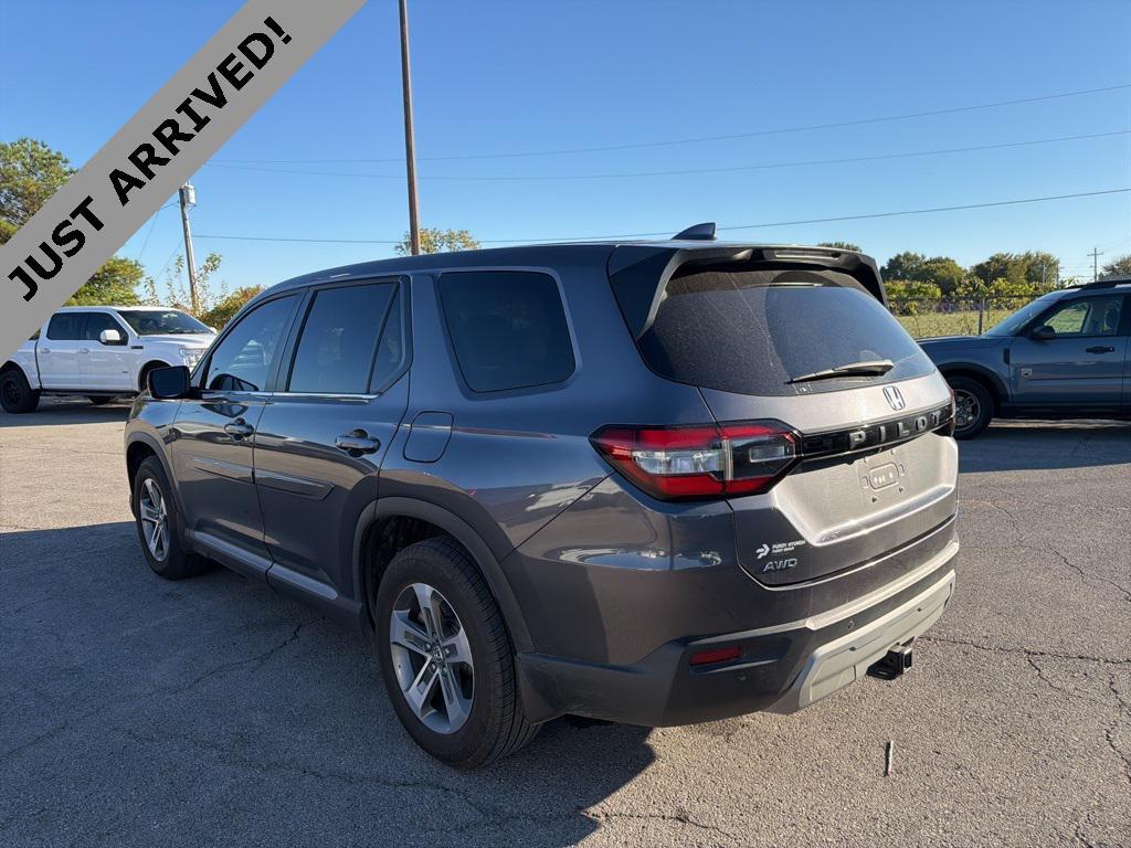 used 2023 Honda Pilot car, priced at $35,999